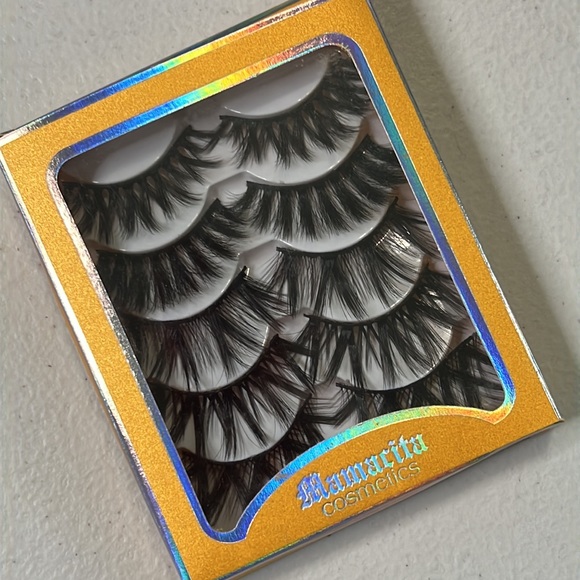 Lashes- 5 pairs - Picture 2 of 2